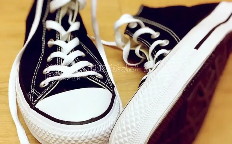 意昂3手机版登录百度手机助手**2024年新款回力男鞋：舒适透气、
时尚潮流**