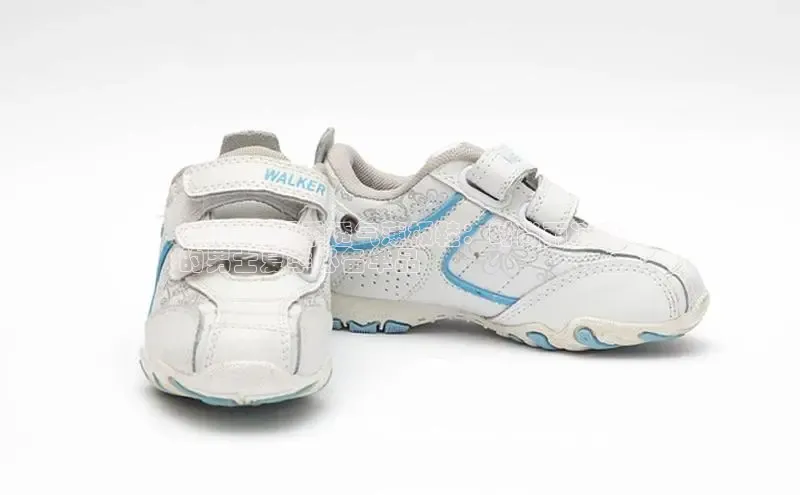 意昂3登录首页美团2024 年夏季透气薄板鞋：时尚而凉爽
的男士夏季必备单品