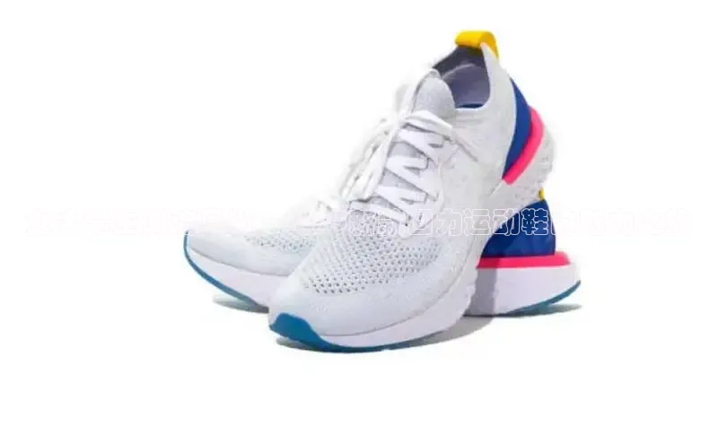 女大学生潮流风尚：2025新款回力运动鞋的魅力之旅